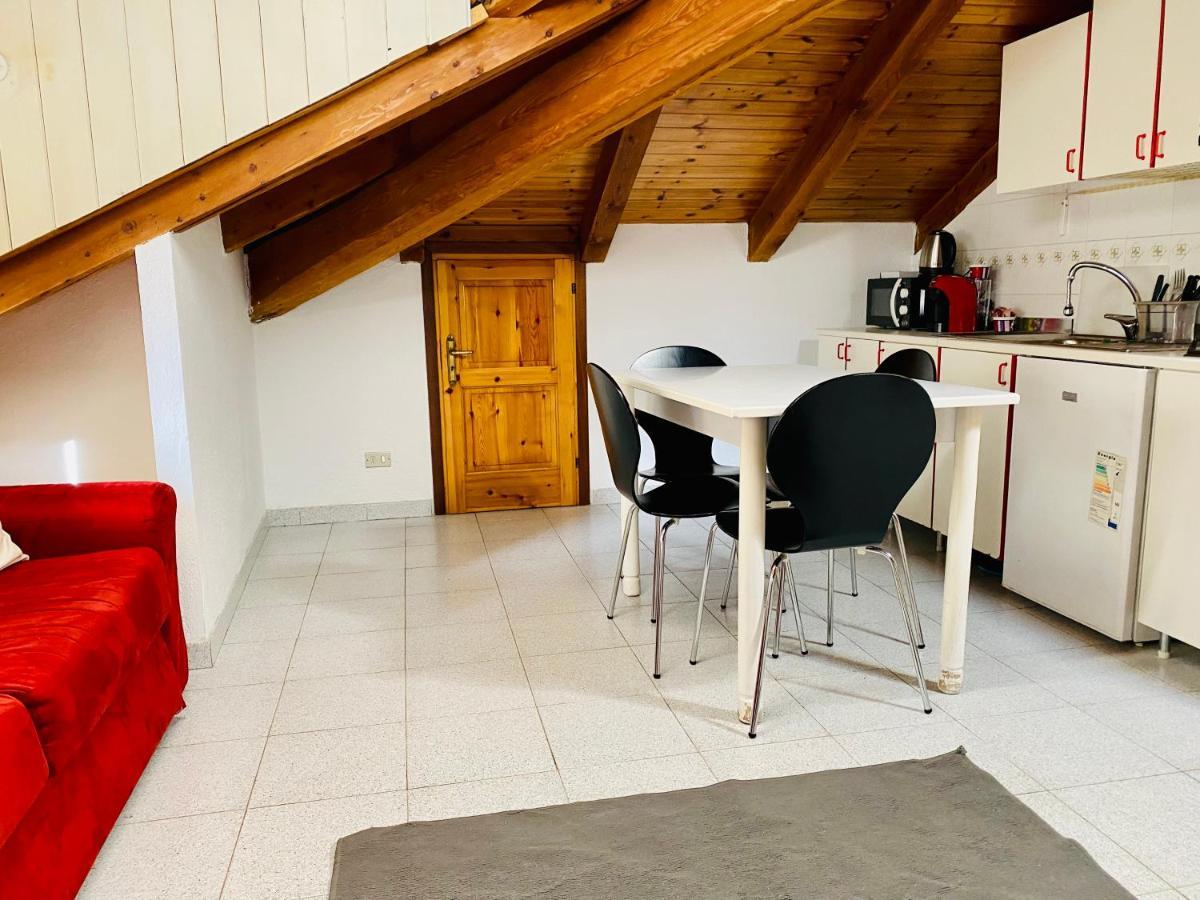 Appartement Casa Dei Leoni à Aoste Extérieur photo