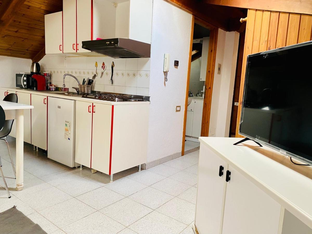 Appartement Casa Dei Leoni à Aoste Extérieur photo