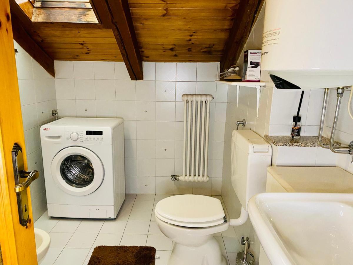 Appartement Casa Dei Leoni à Aoste Extérieur photo