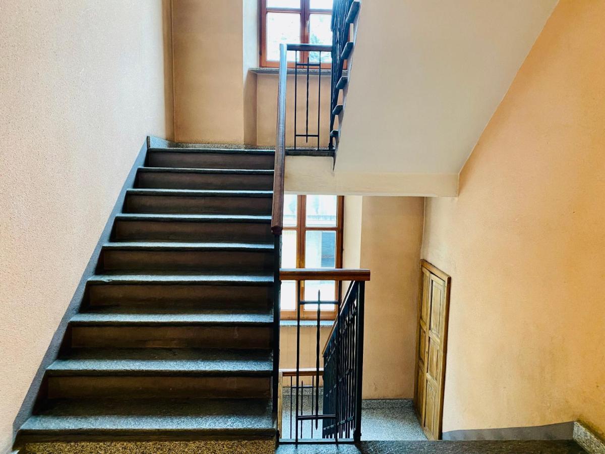 Appartement Casa Dei Leoni à Aoste Extérieur photo